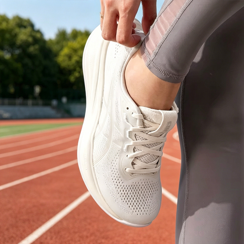 アシックス レディース ミッドトップ ランニング シューズ、 - Table Tennis Shoes Asics のレビューと価格
