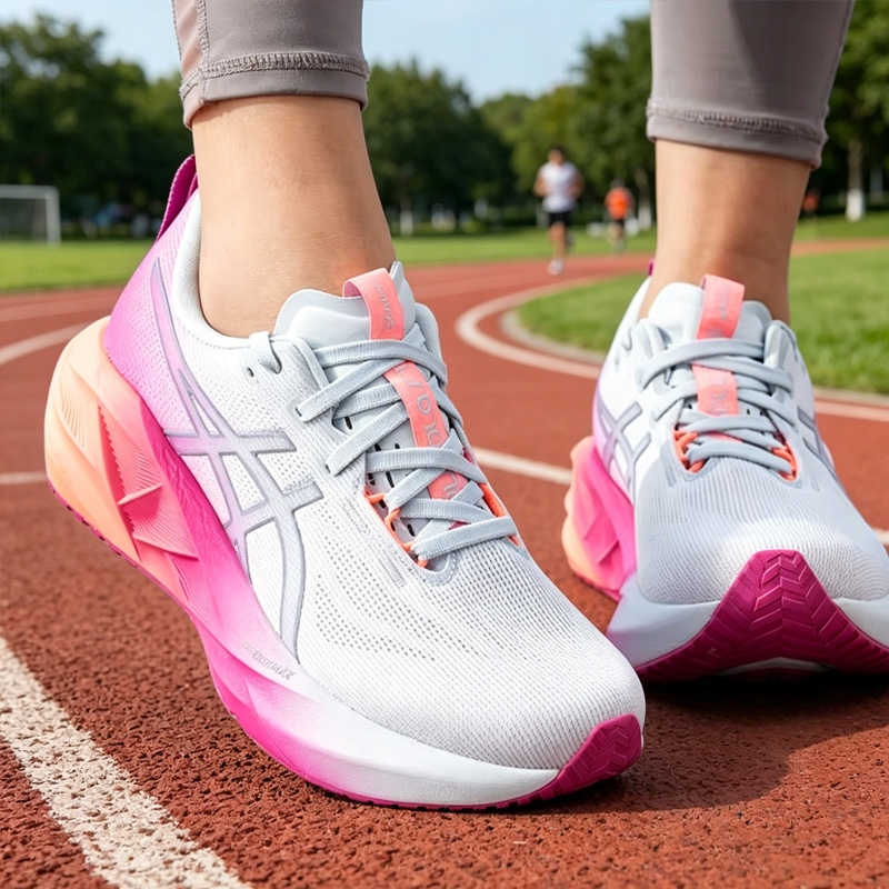 アシックス レディース ミッドトップ ランニング シューズ、 - Table Tennis Shoes Asics のレビューと価格